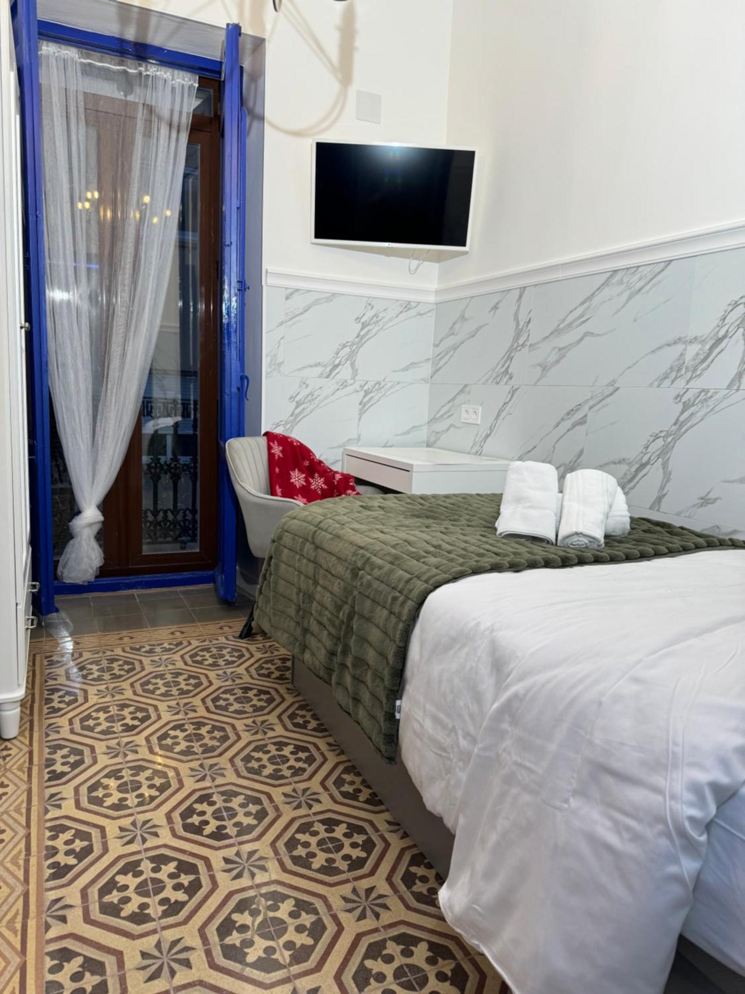 Castanos 4 Aparthotel อาลิกันเต ภายนอก รูปภาพ